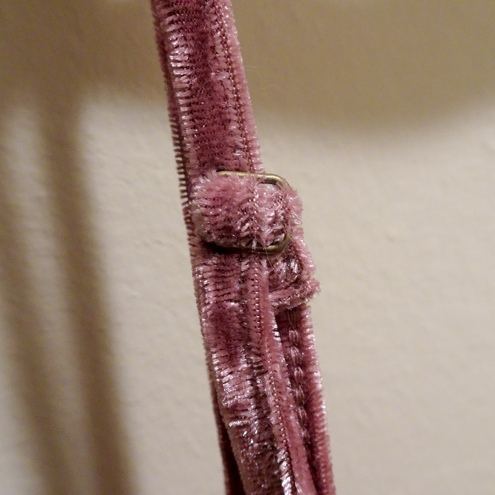 Bear Dance Mauve Pink Velour Cold Shoulder Bodycon Short Mini Party Dress Size S - Picture 5 of 8